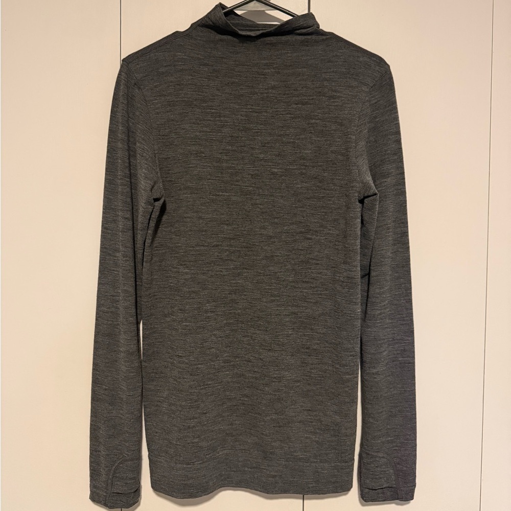 Athleta Foresthill Ascent Turtleneck size L